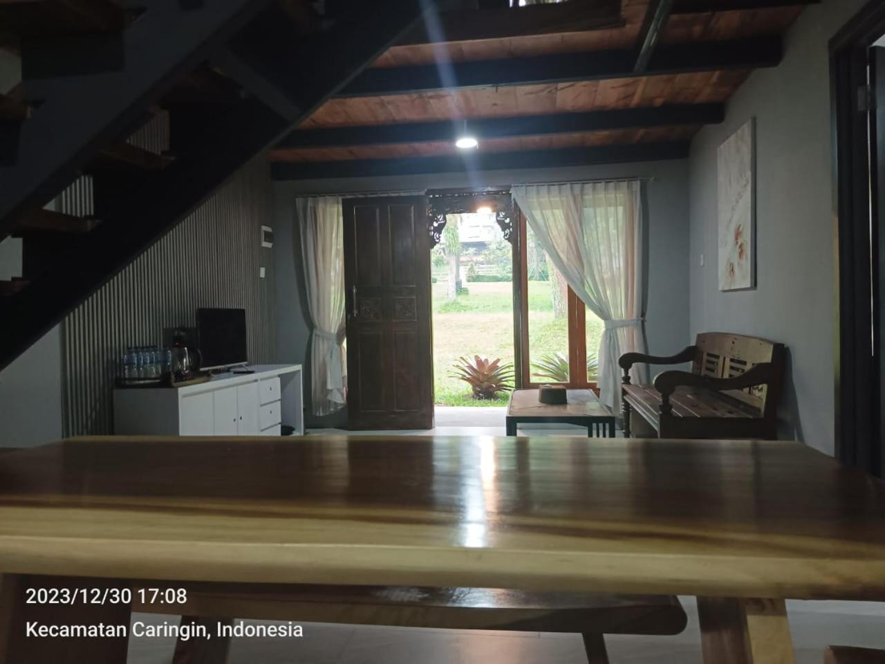 The Village Resort Богор Экстерьер фото